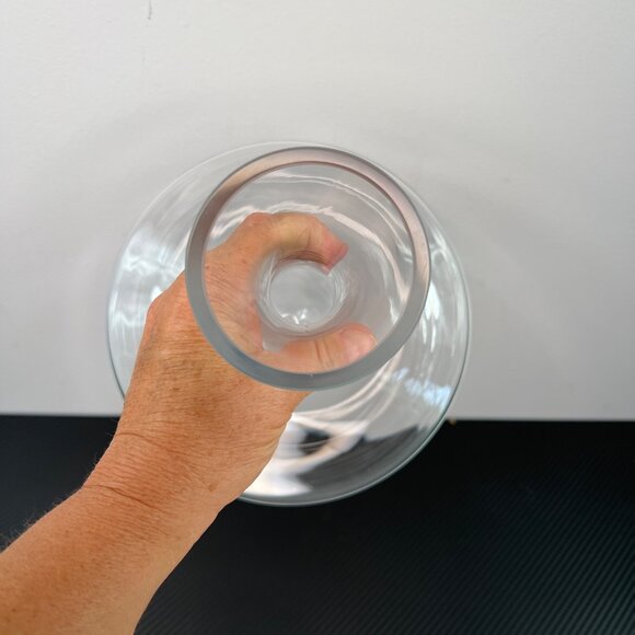 Glass Wine Decanter Carafe Vase Made In Germany Concave Bottom Wide Base - Picture 3 of 11